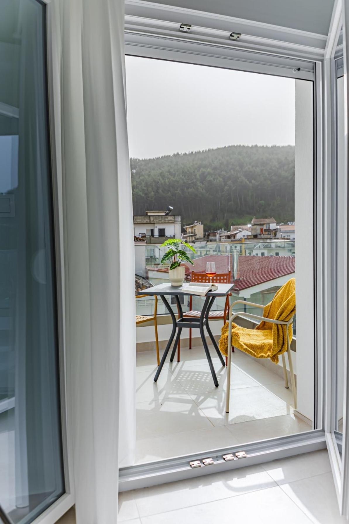 Apartment Aleri Modern