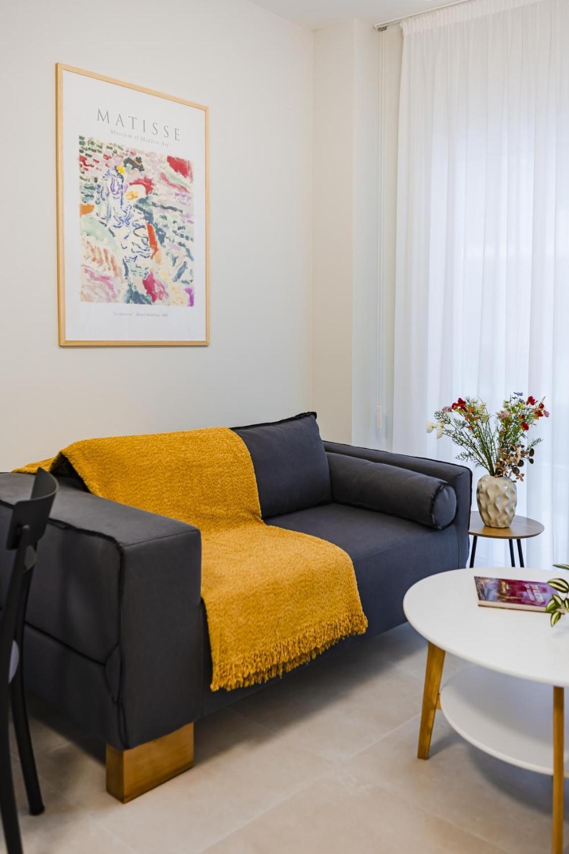 Aleri Modern Apartment *